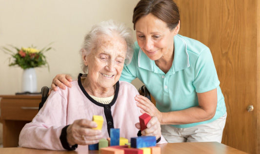 Therapiemöglichkeiten bei Demenzerkrankungen 